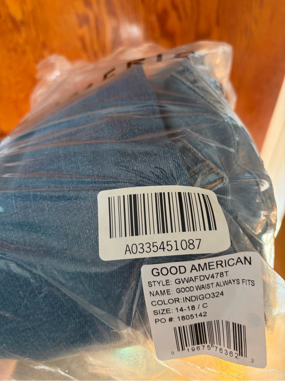 Good American Indigo Skinny Jeans - Picture 9 of 10
